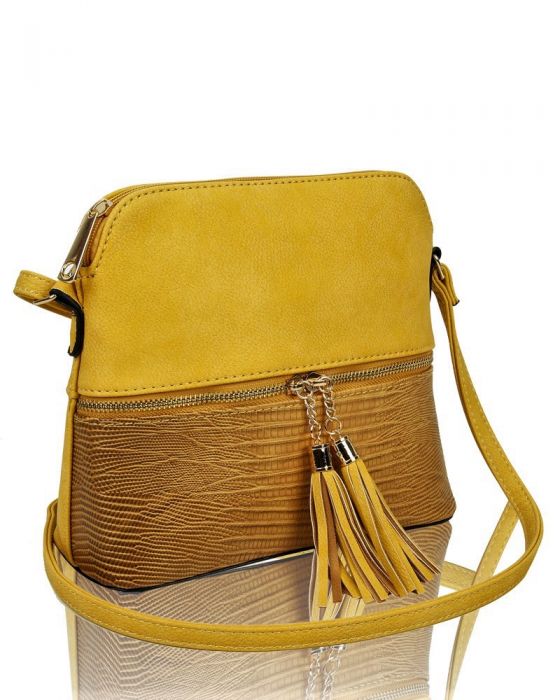 RX170811  Contrasting Color Messenger Bag With Tassel Zip Detail